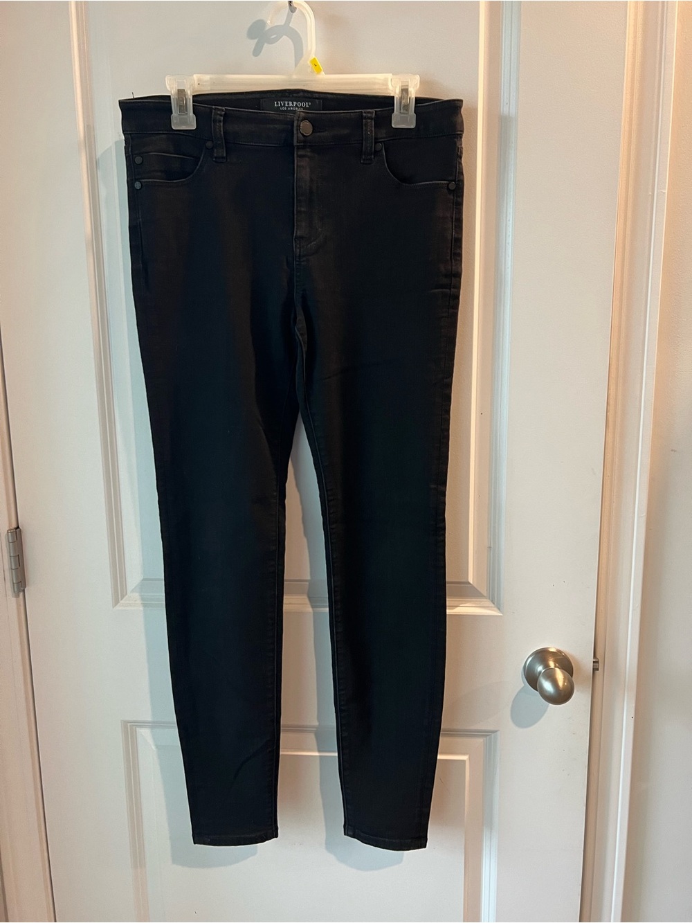 Liverpool Black Abby Skinny Jeans. Size 8